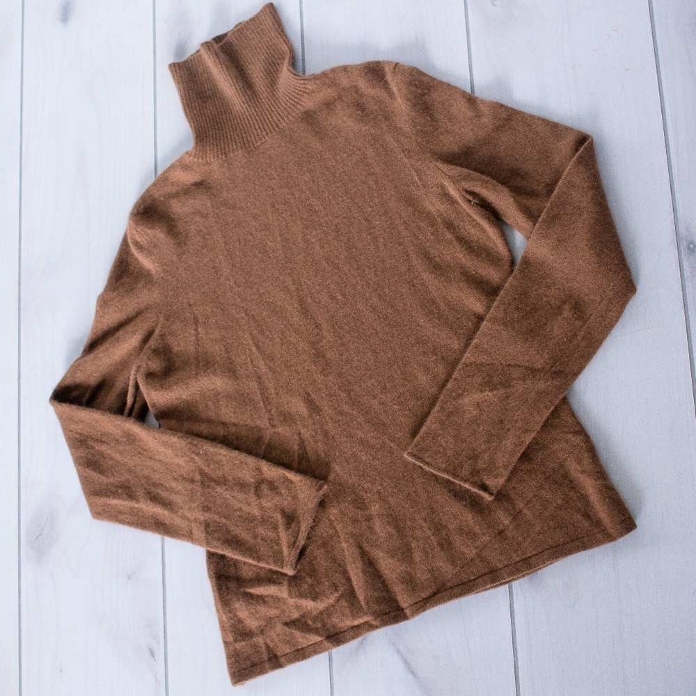Bloomingdale's 100% Cashmere Turtleneck Sweater L